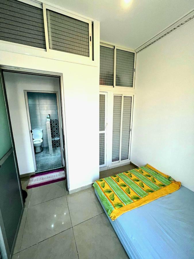 Dans A 2 Pas De La Et Parking Appartement